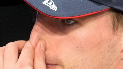 Max Verstappen steht noch bei Red Bull unter Vertrag. (Foto: Darko Bandic/AP/dpa)