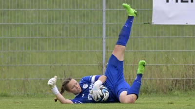 Nicht zu bezwingen: SVW-Torhüterin Sandra Klug (hier in einem anderen Spiel) hielt den Punkt fest. (Foto: Martin Rügner)