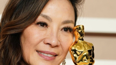 Michelle Yeoh wurde als erste Asiatin überhaupt zur besten Hauptdarstellerin gekürt wurde. (Foto: Jordan Strauss/Invision/dpa)