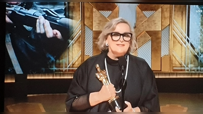Dachte im Moment ihres Triumphes als erstes an ihre Eltern: Oscar-Preisträgerin Ernestine Hipper. (Screenshot: Wolfgang Grebenhof)