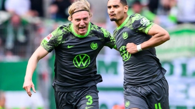 Wolfsburg setzte sich nach Rückstand noch in Freiburg durch. (Foto: Tom Weller/dpa)