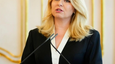Die noch bis 15. Juni amtierende Präsidentin Zuzana Caputova ruft zur Mäßigung auf. (Foto: Petr David Josek/AP/dpa)