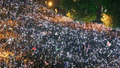 Proteste in Georgien gegen das „russische Gesetz“. (Foto: Zurab Tsertsvadze/AP/dpa)