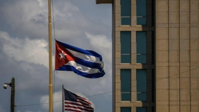 Laut US-Justizministerium soll der Ex-Diplomat bei einer Reihe von Treffen in den Jahren 2022 und 2023 mit einem verdeckten FBI-Ermittler seine „jahrzehntelange“ Tätigkeit für Kuba zugegeben haben. (Foto: Ramon Espinosa/AP/dpa)