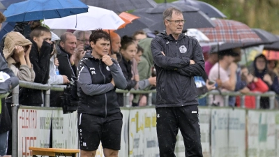 Letztes Heimspiel: Petra Amslinger und Jürgen Schmidt beenden ihre Trainertätigkeit beim SVW am Saisonende. (Foto: Martin Rügner)