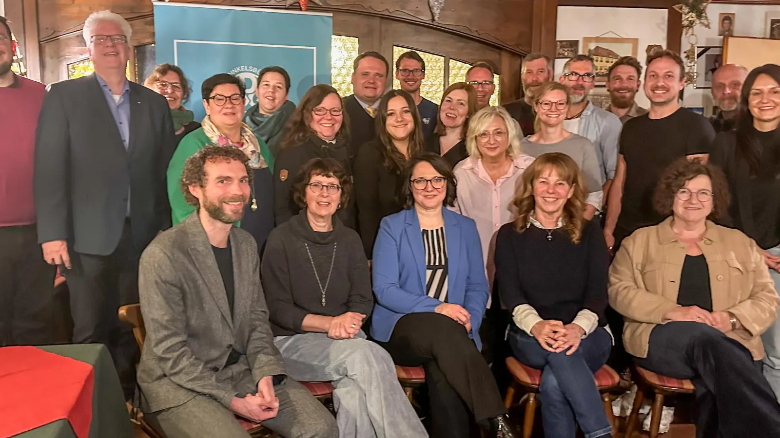 Die DGG-Nominierten mit Anja-Schmidt-Wagemann, die als gemeinsame Kandidatin in den Dinkelsbühler OB-Wahlkampf geht. (Foto: Martina Haas)