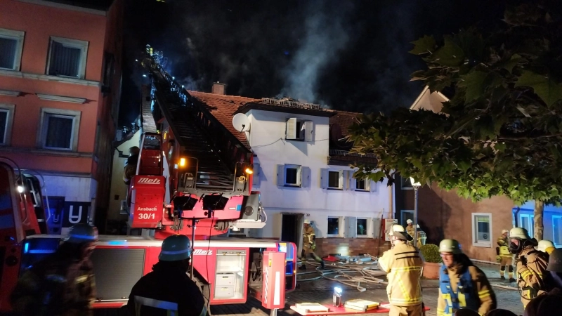 Ein Thema in der Bilanz der Feuerwehr war der Wohnhausbrand in der Endresstraße im Mai. (Archivbild: Robert Maurer)