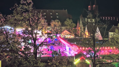Die Herbstmesse findet auf dem Schrannenplatz statt. Ansonsten wird das Areal als Parkplatz genutzt. Wie grün es dort werden einmal werden könnte, bleibt erst einmal unklar. (Archivbild: Jürgen Binder)