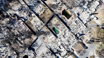 Die Ursache für das Eaton-Feuer wird auf einen Strommasten zurückgeführt. (Archivbild) (Foto: Noah Berger/FR34727 AP/AP/dpa)