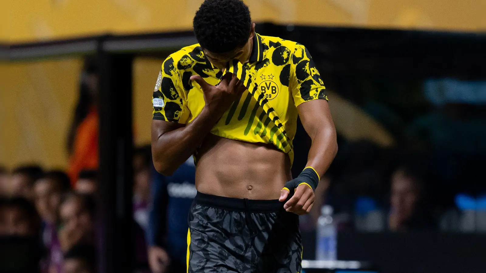 Jobe Bellingham fehlt Borussia Dortmund nach der zweiten Gelben Karte gegen Real Madrid. (Foto: Sven Hoppe/dpa)