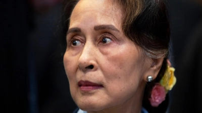 Aung San Suu Kyi war einst das Idol einer ganzen Generation. (Archivbild) (Foto: Peter Dejong/AP/dpa)