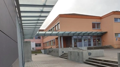 In die Schule in Burgbernheim wurde in der Nacht von Mittwoch auf Donnerstag eingebrochen, wie die Kripo am Freitag mitteilte. (Archivbild: Katrin Merklein)