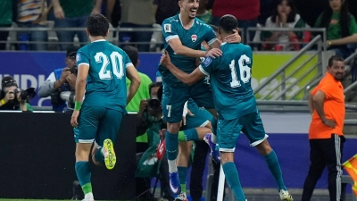 Der Irak hat sich erstmals seit 1986 wieder für eine Fußball-WM qualifiziert. (Foto: Fernando Llano/AP/dpa)