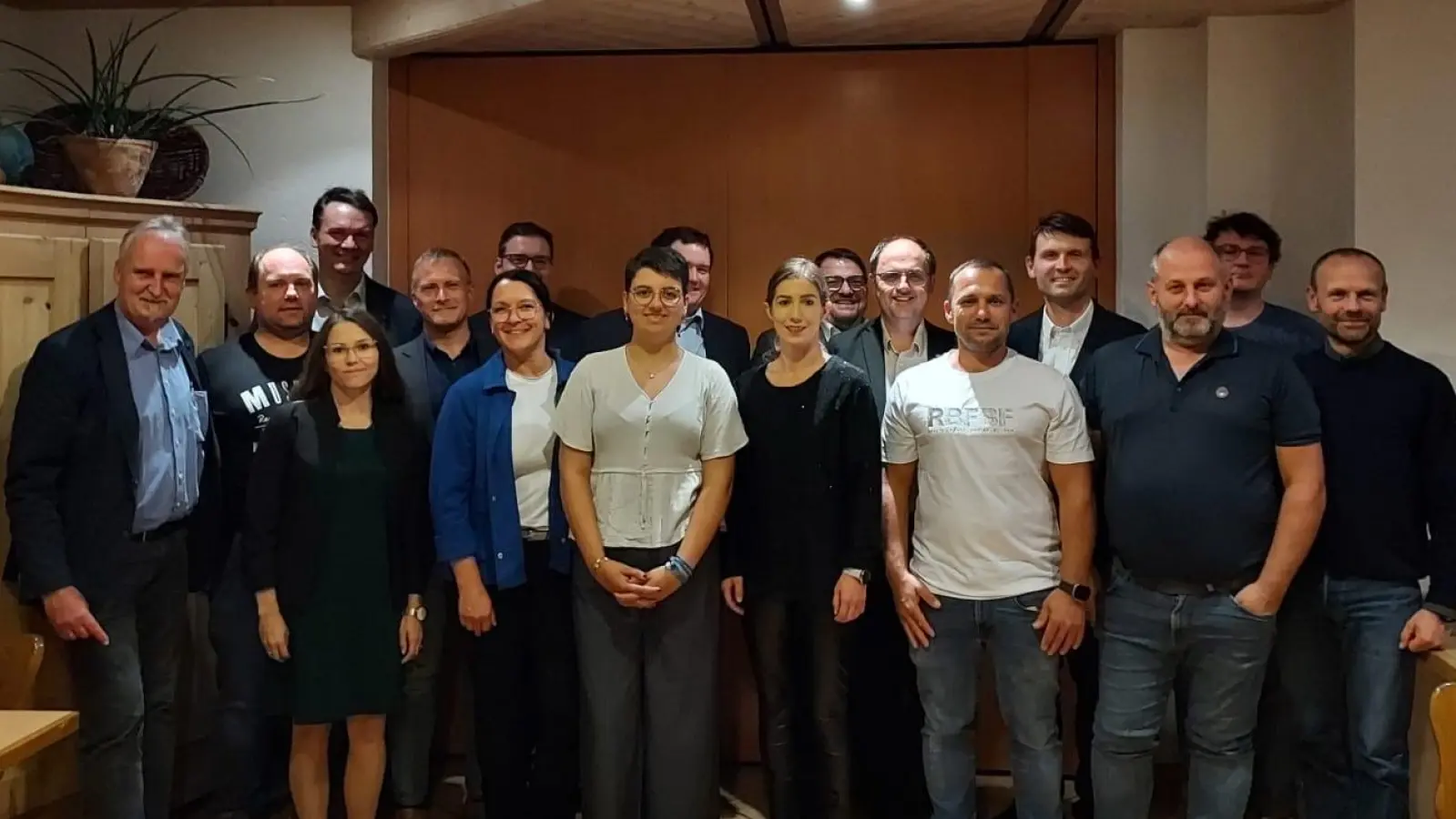 Vier Frauen und 16 Männer wurden für die Liste des CSU-Ortsverbands Bechhofen nominiert. (Foto: CSU Bechhofen)