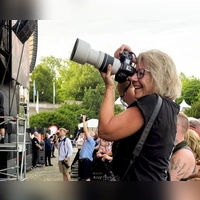 Fotografin Arlett Ströbel in Action beim Peter-Maffay-Konzert. (Foto: Katrin Rogowski)
