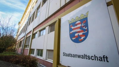 Ein Kita-Erzieher, der während seiner Arbeit sechs Jungen im Alter von etwa vier Jahren missbraucht und kinderpornographische Inhalte hergestellt haben soll, ist in Untersuchungshaft genommen worden. (Foto Archiv)  (Foto: Nadine Weigel/dpa/dpa)