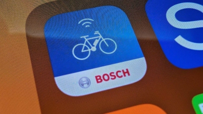 Bei dem Warnhinweis für Beamte und Mitarbeiter des öffentlichen Dienstes in Boschs „eBike Connect“-App soll es sich um ein Missverständnis handeln. (Foto: Till Simon Nagel/dpa-tmn/dpa)