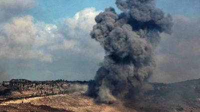 Rauchschwaden nach einem früheren Angriff Israels im Bereich der südlibanesischen Stadt Nabatieh. (Archivbild) (Foto: dpa)