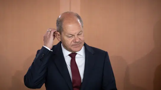 Bundeskanzler Olaf Scholz (SPD) soll erneut im Untersuchungsausschuss zum „Cum-Ex“-Skandal aussagen. (Foto: Michael Kappeler/dpa)