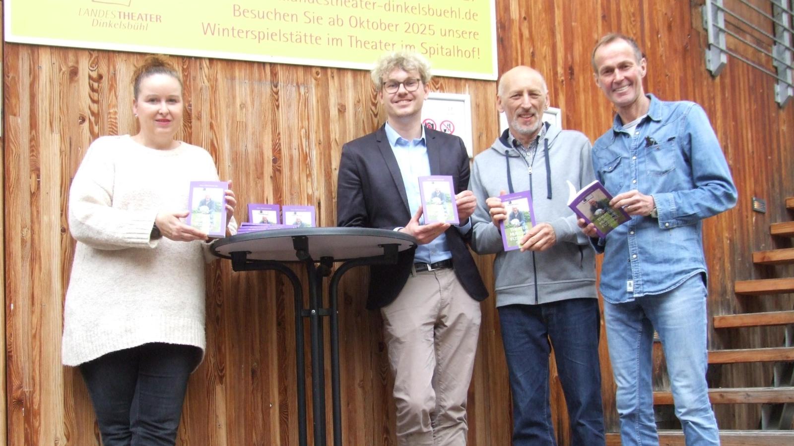 Der Langzeit-Intendant von Dinkelsbühl bekommt ein Buch | FLZ.de