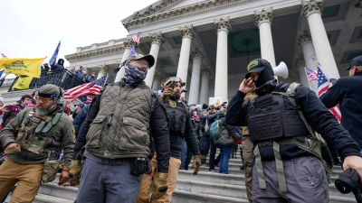 Am 6. Januar 2021 hatten Randalierer angestachelt von Donald Trump das US-Parlament gestürmt. (Archivbild) (Foto: Manuel Balce Ceneta/AP/dpa)