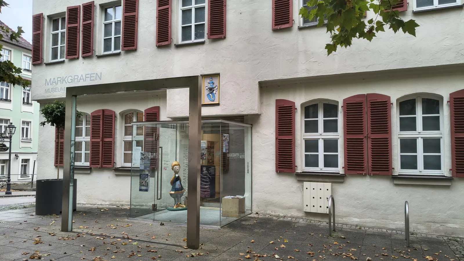 Das Ansbacher Markgrafenmuseum hat ab sofort erst ab 12 Uhr geöffnet. Die Stadt begründet den Schritt mit Einsparungen. (Foto: Robert Maurer)