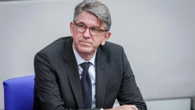 Kulturstaatsminister Weimer wird immer wieder aus der Kulturszene kritisiert. (Archivbild) (Foto: Kay Nietfeld/dpa)