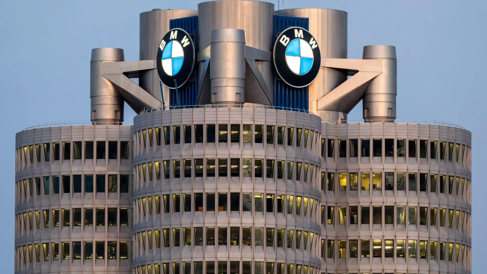 BMW hat im dritten Quartal mehr Autos verkauft. (Archivbild) (Foto: Peter Kneffel/dpa)