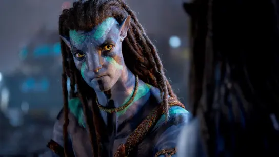 Sam Worthington als Jake Sully in einer Szene des Films „Avatar 2: The Way Of Water“ . (Foto: -/20th Century Studios/dpa)