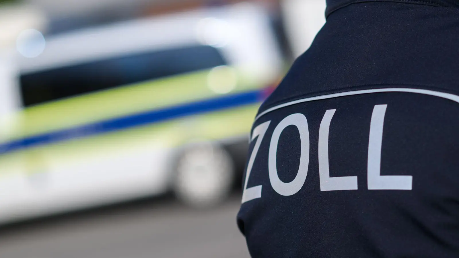 Am Mittwoch gab es eine Razzia gegen Schwarzarbeit am Bau in sieben Bundesländern. (Symbolbild) (Foto: Julian Stratenschulte/dpa)