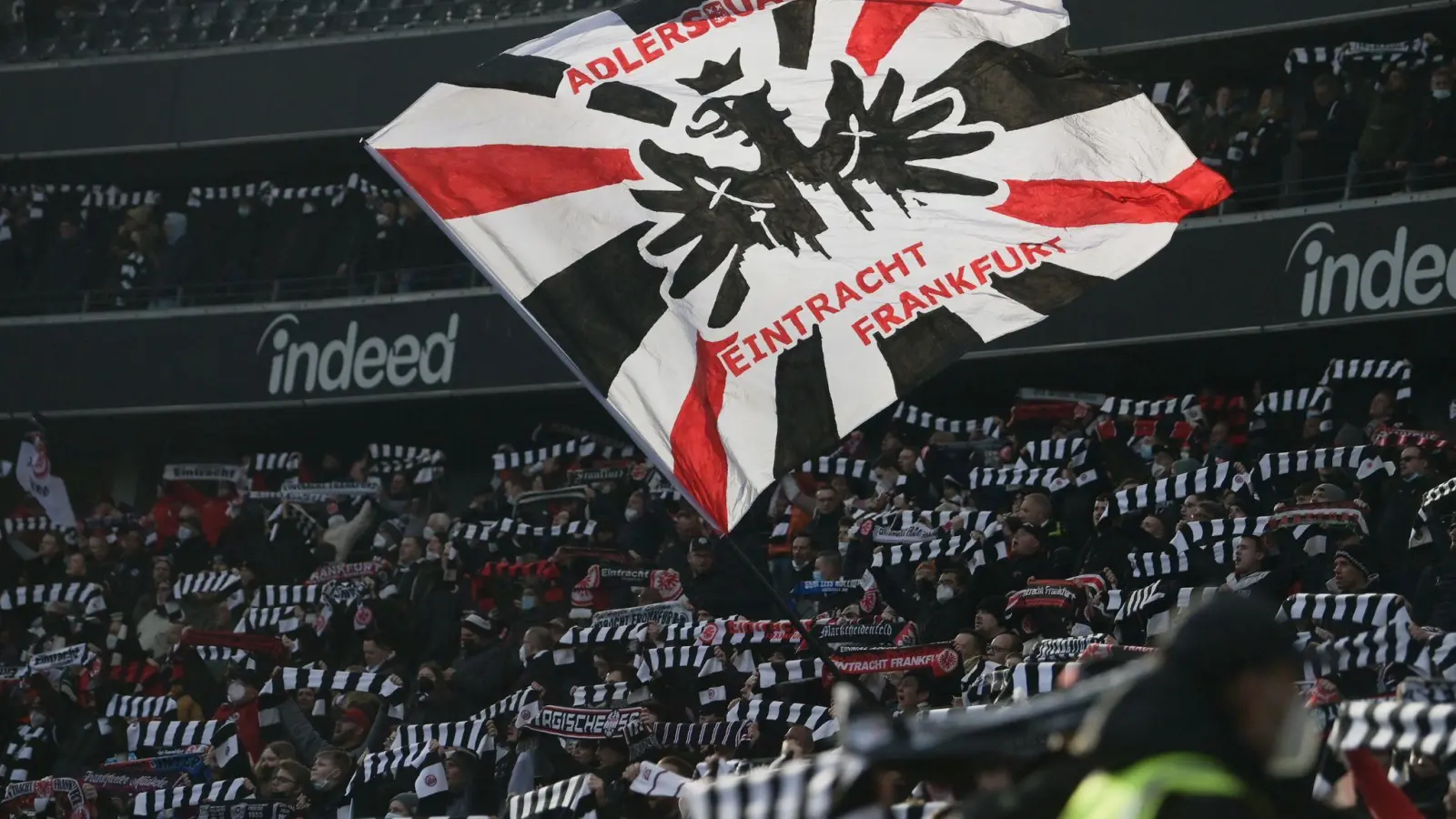 Fußball-Bundesligist Eintracht Frankfurt plant vom 13. bis 20. November eine Tour nach Japan. (Foto: Sebastian Gollnow/dpa)