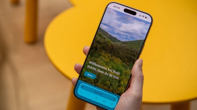 Ausgewogene Mediennutzung erlernen: Die Web-App „freii“ bietet einem drei Wochen lang kleine Challenges und Infos, um ziellosem Scrollen vorzubeugen. (Foto: Nico Tapia/dpa-tmn)