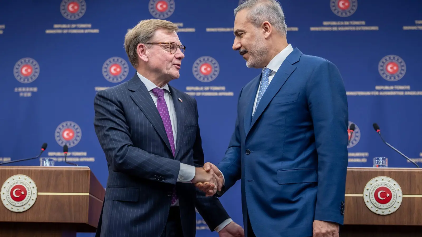 Wadephul sagte, er stelle immer wieder fest, dass es sehr viel übereinstimmende Interessen mit der Türkei gebe. (Foto: Michael Kappeler/dpa)