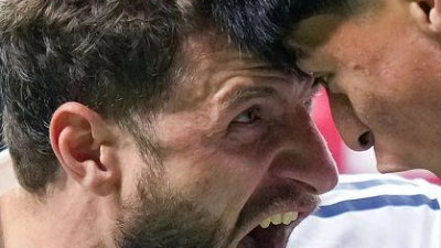 Thomas Müller (M) hat seit seinem Wechsel nach Kanada schon viele emotionale Momente erlebt. (Archivfoto) (Foto: DARRYL DYCK/The Canadian Press/AP/dpa)