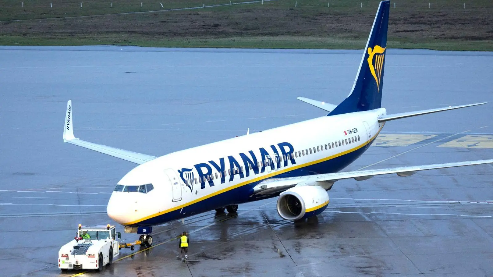 Der Billigflieger Ryanair hat vor einem EU-Gericht erneut Recht bekommen. (Foto: Thomas Banneyer/dpa)