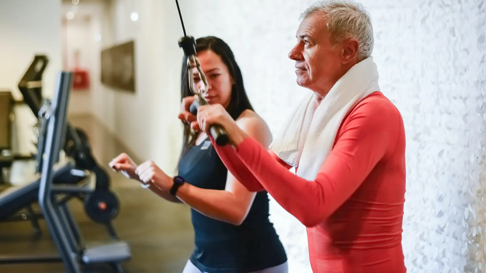 Senioren können mit guter Unterstützung lange aktiv bleiben und Lebensqualität genießen. (Foto: Pexels)