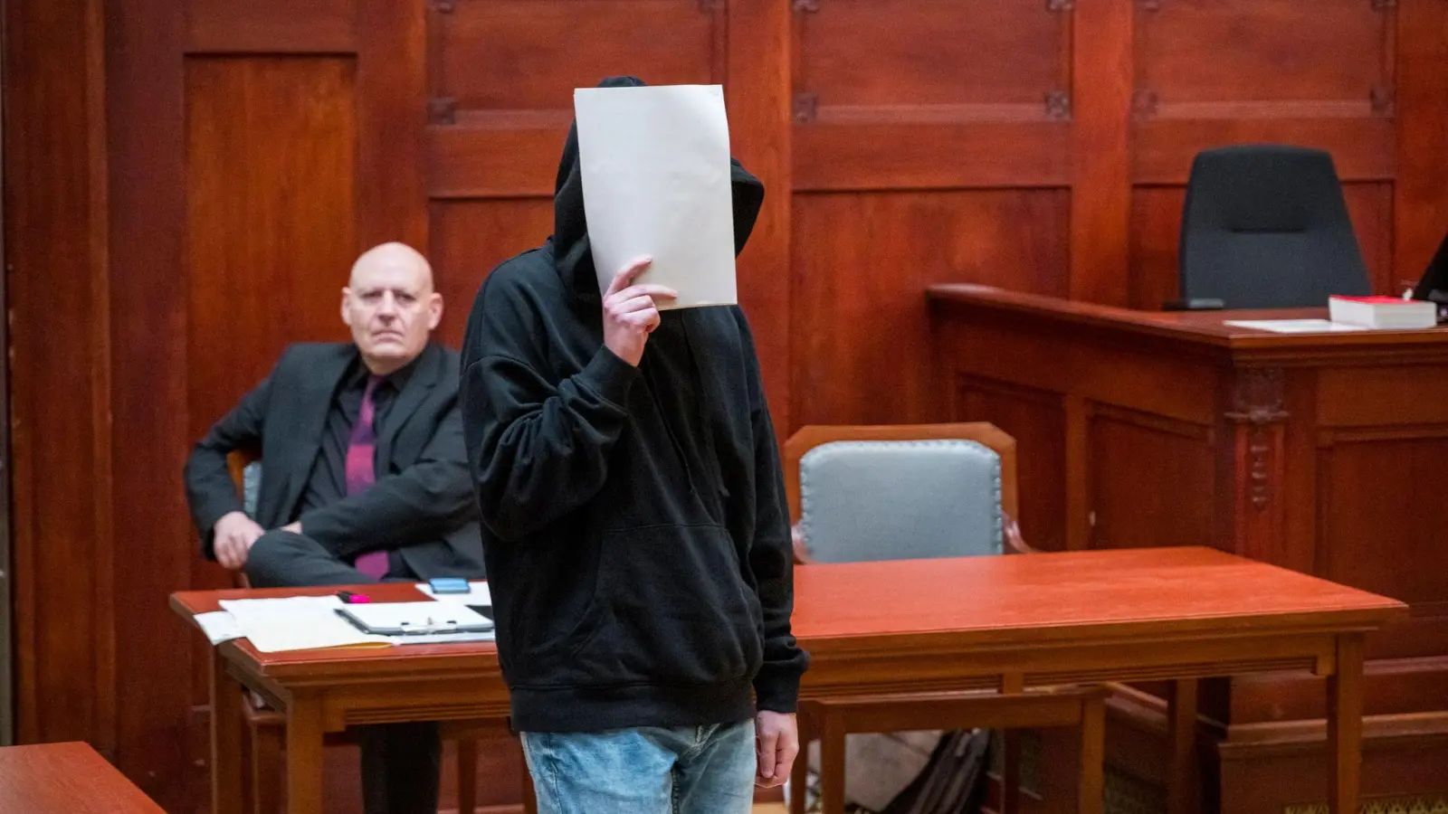 Der 20-Jährige hatte die Tötung seiner Ex-Freundin eingeräumt, aber bestritten, die Tat geplant zu haben. (Archivbild) (Foto: Daniel Vogl/dpa)