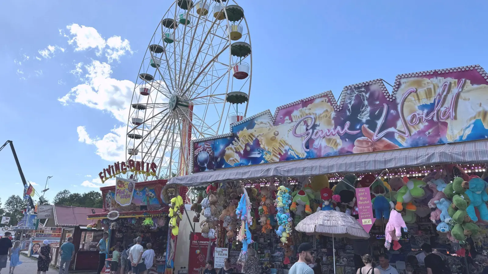 Zehn Tage soll das Frühlingsfest im kommenden Jahr auf dem ehemaligen Messegelände stattfinden. Die Premiere in diesem Jahr wurde von den Beteiligten als gelungen bewertet. (Foto: Lara Hausleitner)