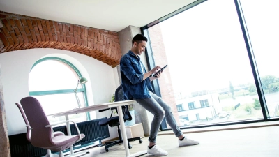Mit der Reduzierung der Arbeitszeit können zwar Steuervorteile einhergehen, es wirkt sich aber negativ auf die späteren Rentenansprüche aus. (Foto: Christin Klose/dpa-tmn)