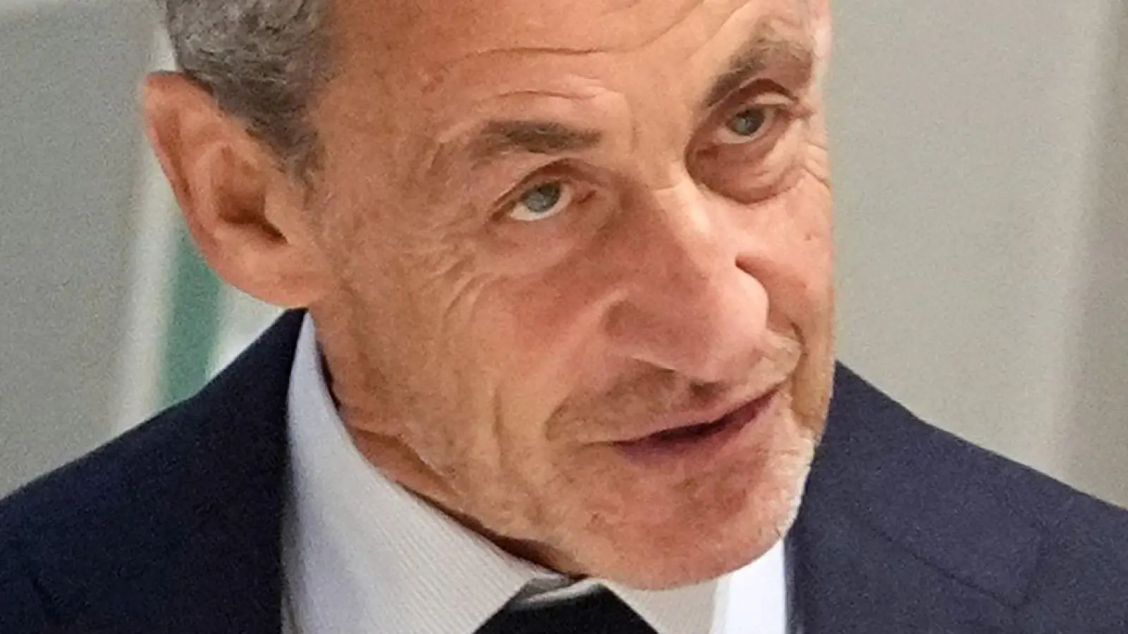 Sarkozy nennt das Urteil einen Skandal. (Foto: Christophe Ena/AP/dpa)