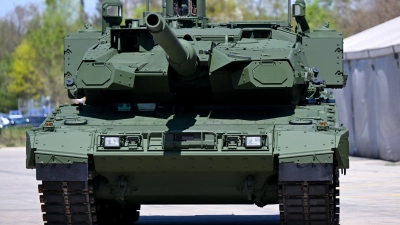 Die weltweiten Militärausgaben steigen seit Jahren. (Symbolbild) (Foto: Sven Hoppe/dpa)