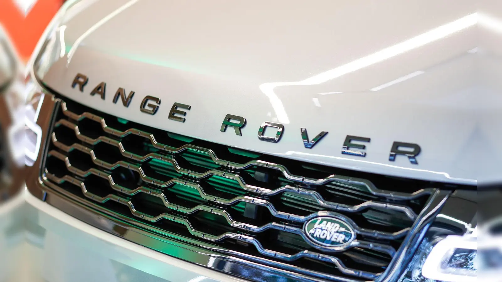 Der britische Autobauer Jaguar Land Rover wurde vor wenigen Tagen Opfer einer Cyberattacke. (Archivbild) (Foto: Gerald Matzka/dpa-Zentralbild/dpa)