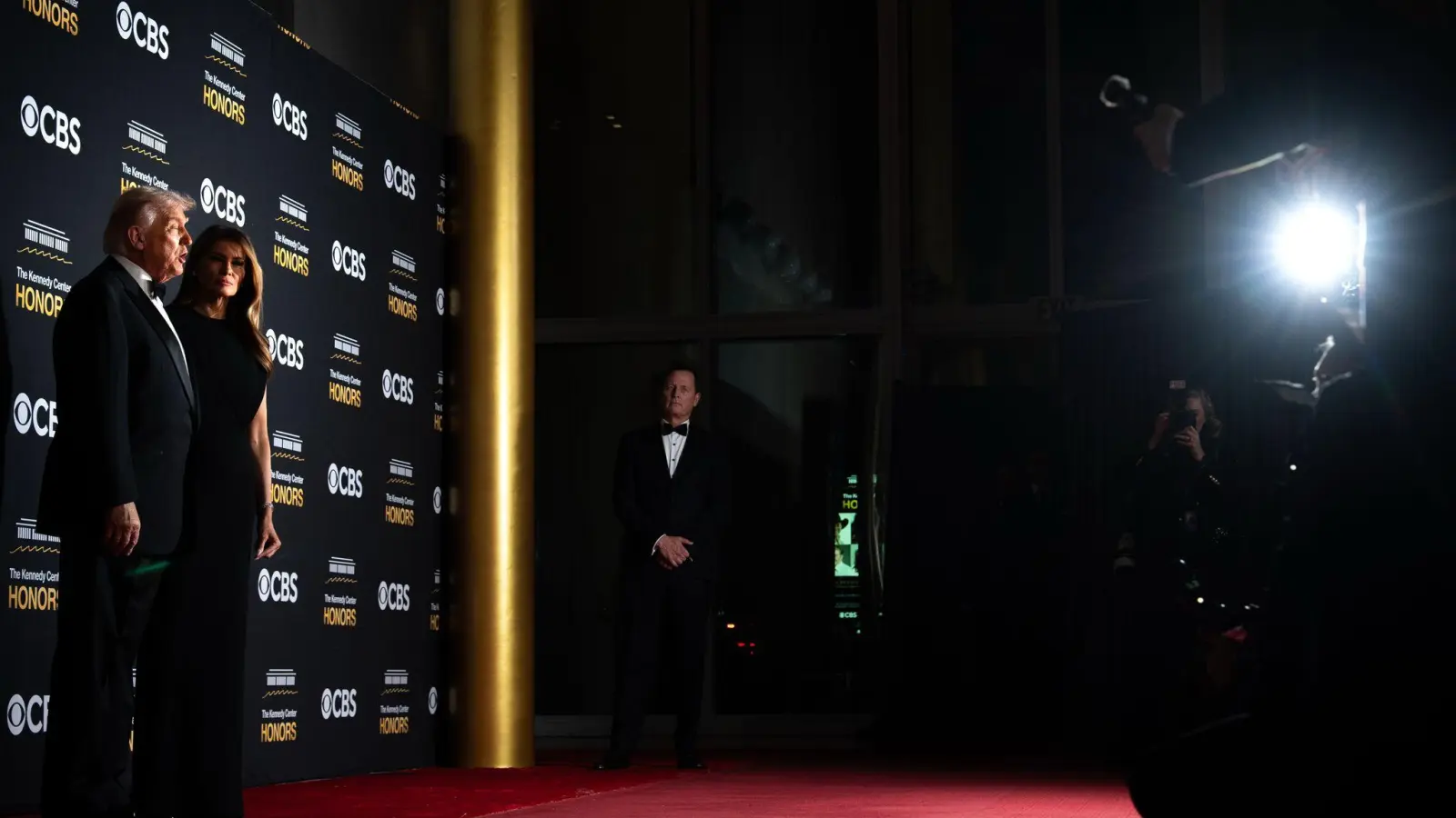 Trump hat in diesem Jahr einen Auftritt im Kennedy Center, der für einen US-Präsidenten ungewöhnlich ist.  (Foto: Julia Demaree Nikhinson/AP/dpa)