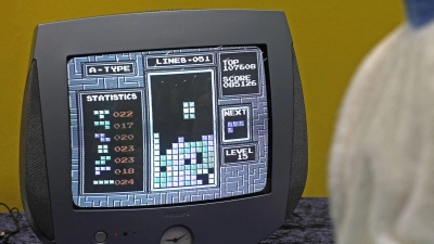 Tetris fasziniert viele Menschen auch 40 Jahre nach seinem Start noch. (Foto: Oliver Berg/dpa)