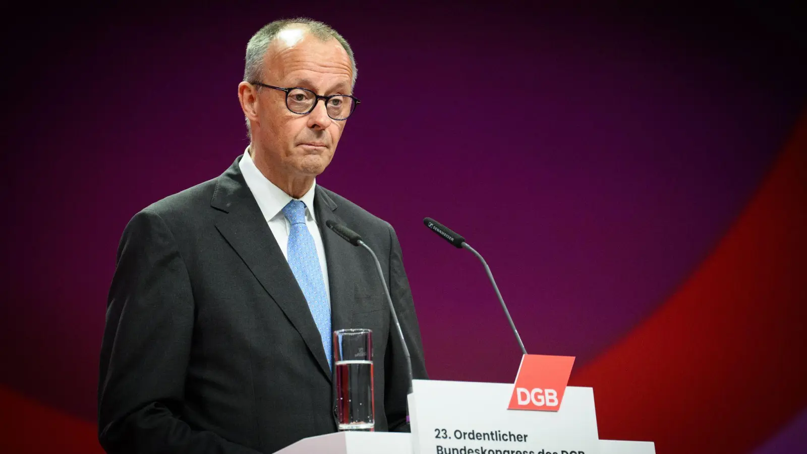 Merz drang beim DGB-Kongress mit seinen Reformappellen nicht durch. (Foto: Bernd von Jutrczenka/dpa)