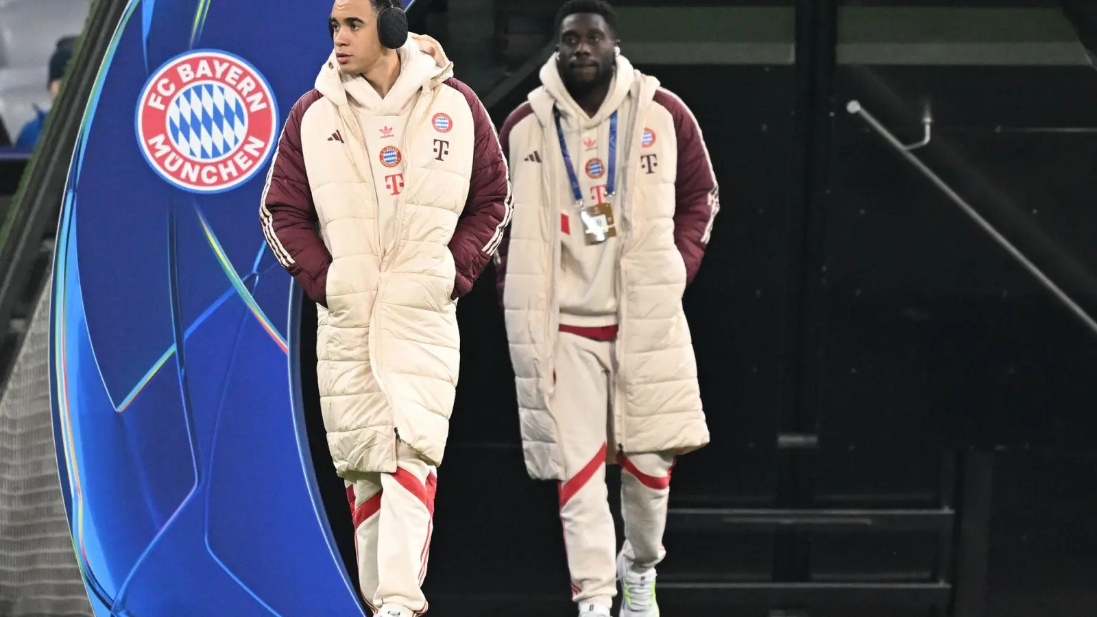 Fehlen lange verletzt: Jamal Musiala (l) und Alphonso Davies (Foto: Sven Hoppe/dpa)