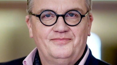 Hape Kerkeling findet den Umgangston im Internet „gnadenlos und hasserfüllt“. (Archivbild) (Foto: Britta Pedersen/dpa)