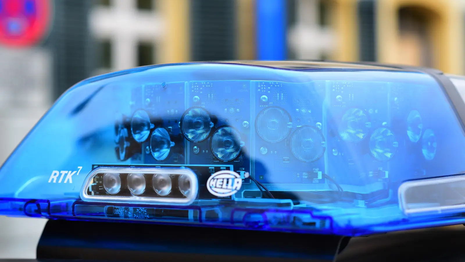 Die Polizei sucht nach einem Diesel-Dieb, der in der Nacht auf Donnerstag im Baustellenbereich der A6 randaliert hat. (Foto: Jim Albright)