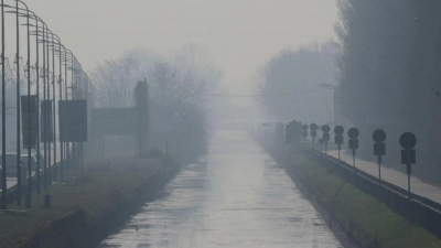 Mit zahlreichen Maßnahmen versucht man in Mailand, der schmutzigen Luft Herr zu werden. (Foto: Luca Bruno/AP/dpa)