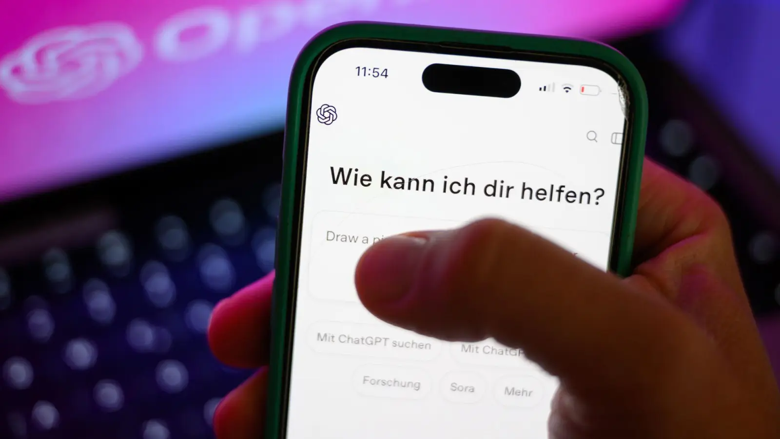 OpenAI sieht sich mit ChatGPT 6 Astra wieder an der Spitze der KI-Entwicklung. (Archivbild) (Foto: Hendrik Schmidt/dpa)
